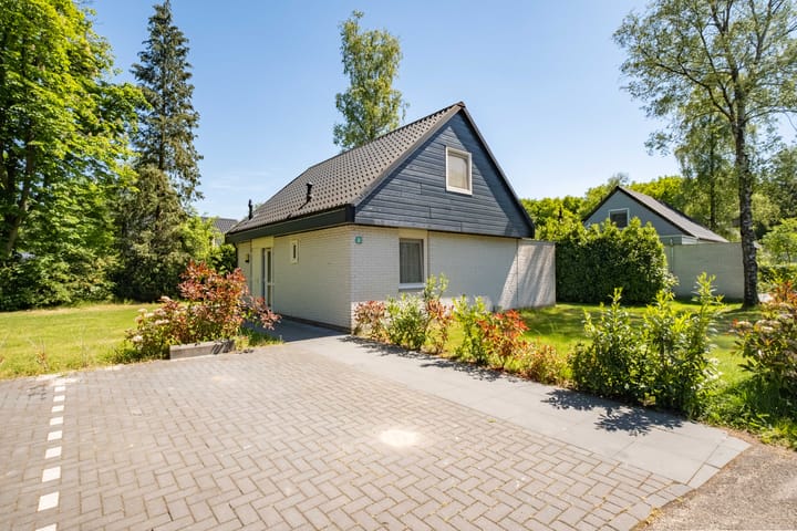 Photo of property Het Bosmeer 2, Noordwolde