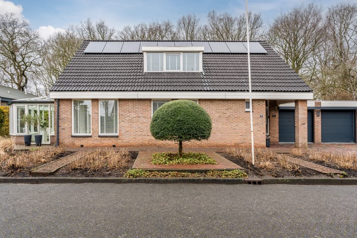 Het Lage Holt 12 in Hoogeveen