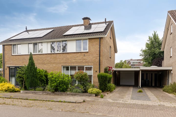 Het Loo 10 in Almelo foto