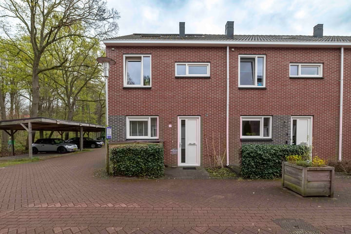 Het Sparrenbos 45 in Apeldoorn