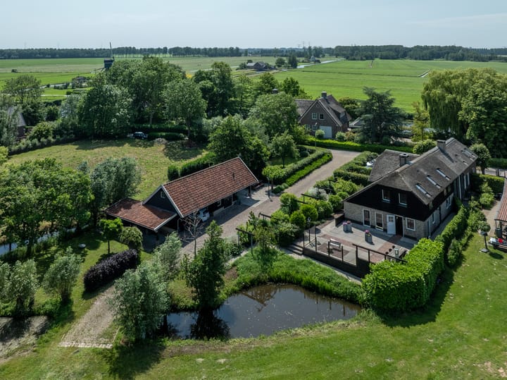 Heulenslag 76a in Bleskensgraaf ca