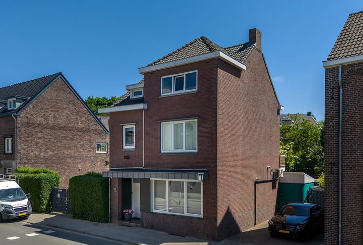 Foto van woning Heulsstraat 12B, Heerlen