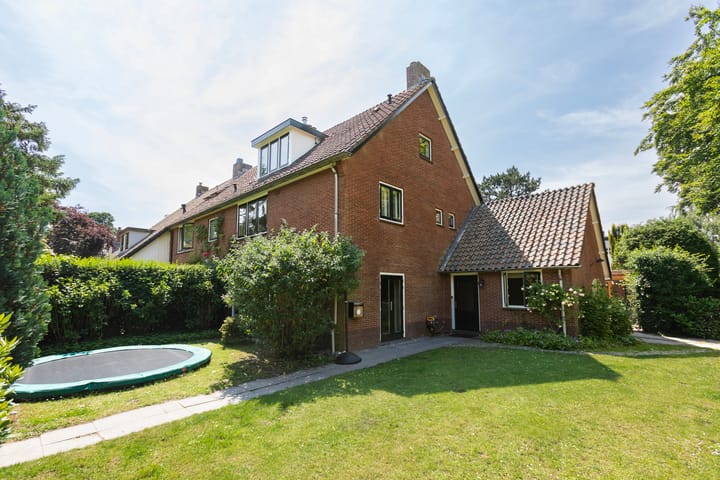 Heuvellaan 8 in Bussum