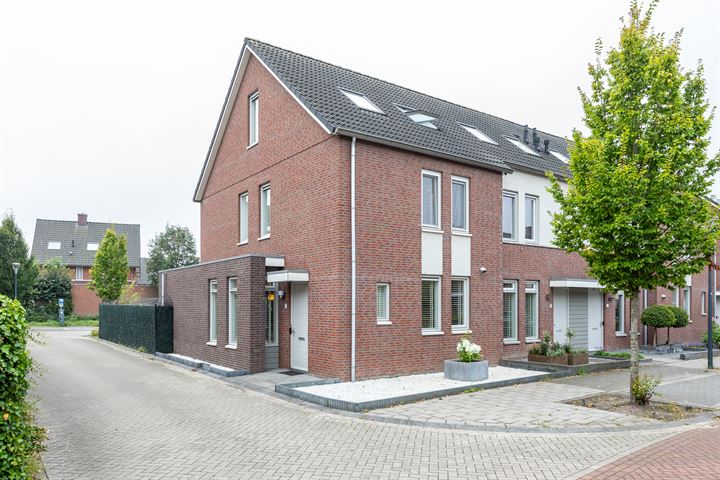 Heuvelrijt 7 in Waalre