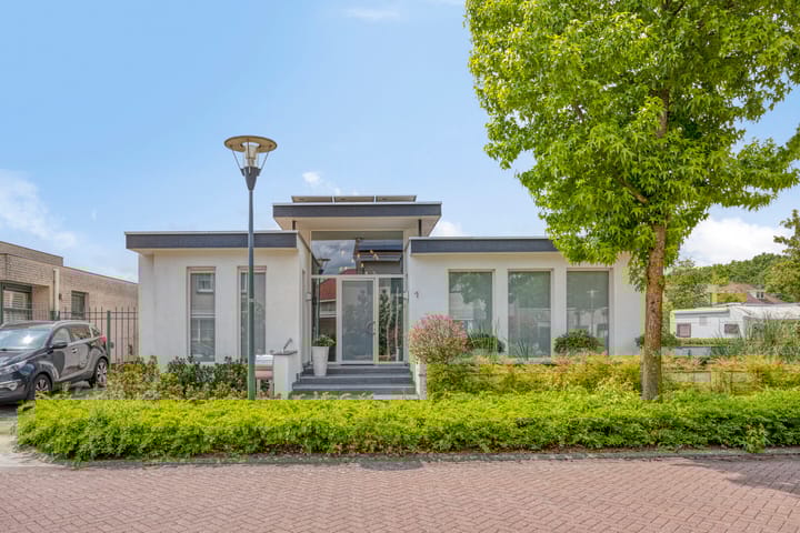 Heuvelwal 1 in Veldhoven