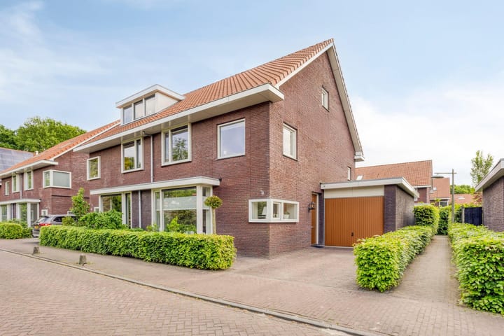 Photo of property Heuvingerzand 34, Ede
