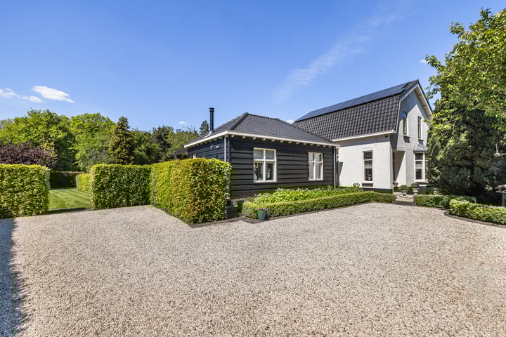 Photo of property Heveringseweg 64, Oostvoorne