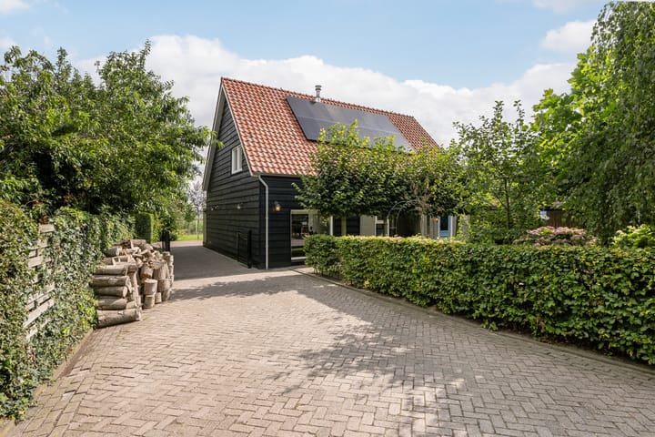 Hiksedijk 14 in Oud-Vossemeer