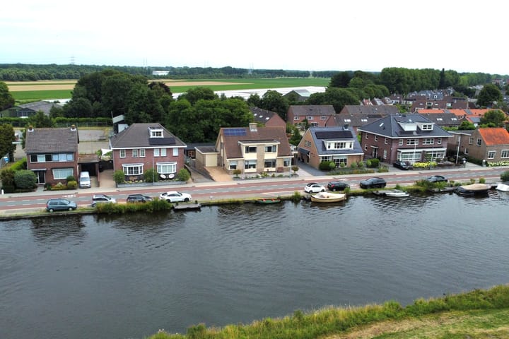 Hillegommerdijk 45 in Lisserbroek