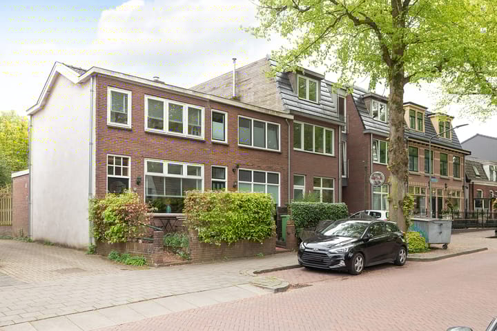 Hilvertsweg 11 in Hilversum