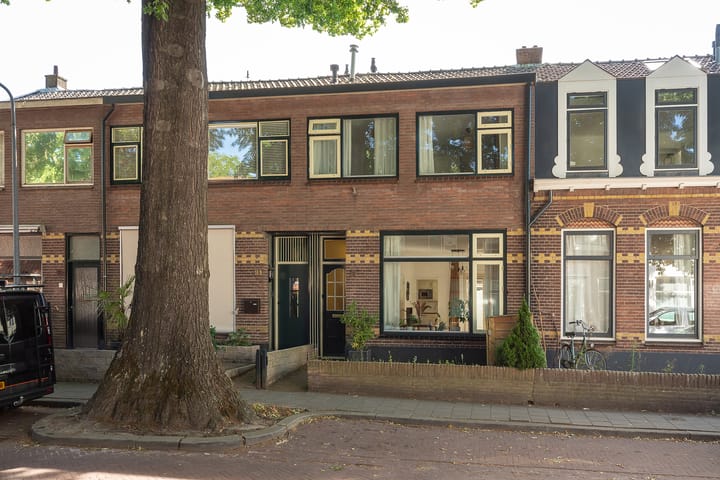Hilvertsweg 83 in Hilversum