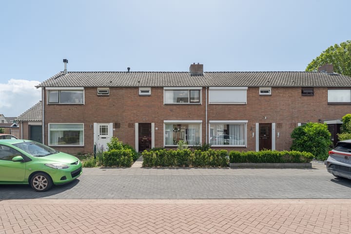 Hinkelingestraat 16 in Krabbendijke