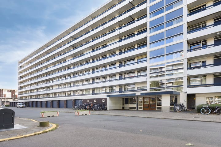Hisveltplein 120 in Arnhem Foto