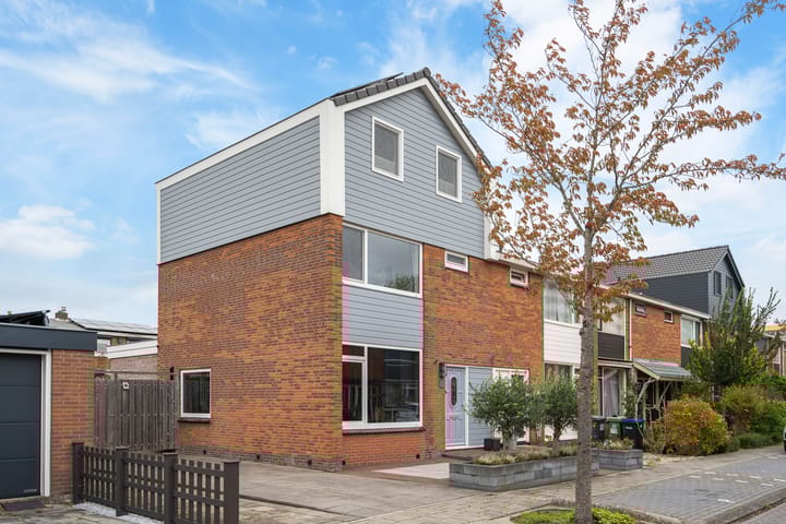 Hoefbladstraat 20 in Krommenie