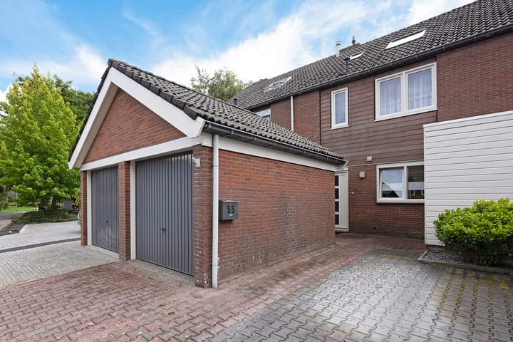 Photo of property Hoefsmederij 55, Delfzijl