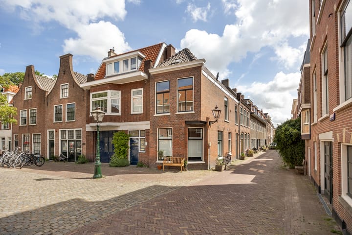 Hoefstraat 26B in Leiden