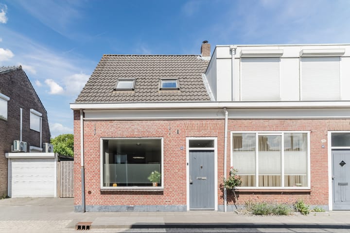 Hoefstraat 90 in Tilburg foto