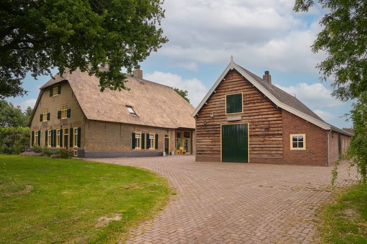 Hoefweg 18 in Andel
