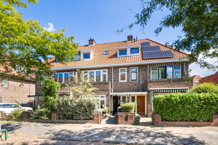 Hoekenburglaan 29 in Voorburg