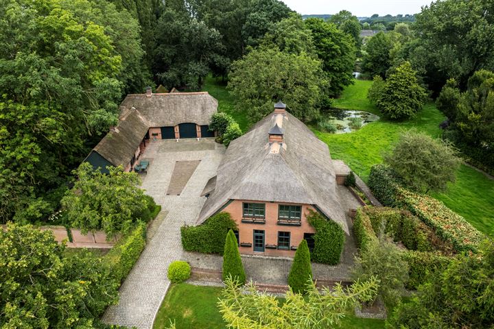 Photo of property Hoekje 2, Almkerk