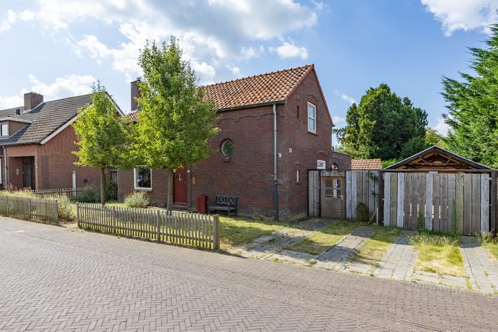 Hoenderstraat 26 in Well L