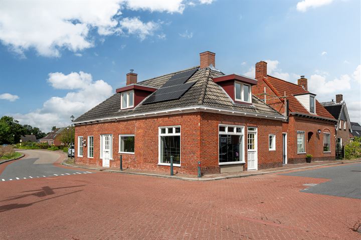 Hoendiep 23 in Enumatil