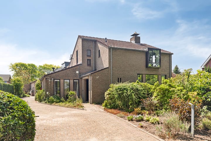 Hoevenseweg 23A in Etten-Leur