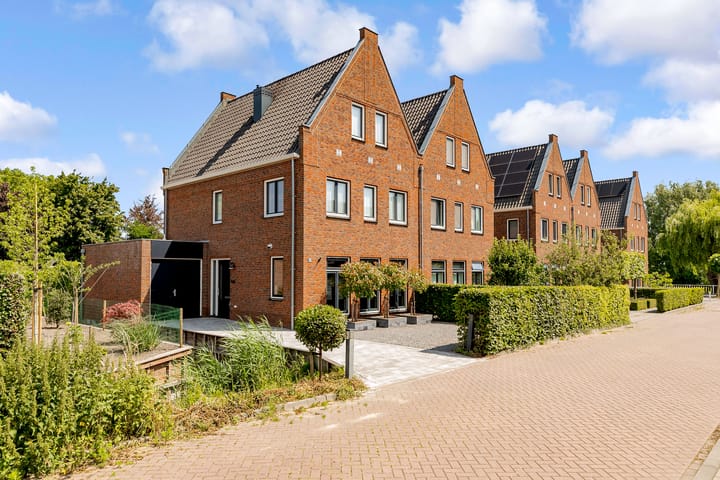Photo of property Hof van Batuwe 5, Lopikerkapel