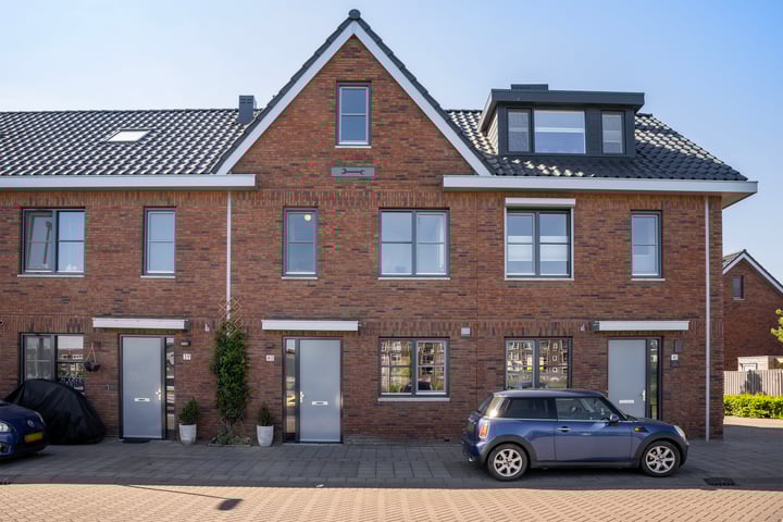 Hof van Delftsesluis 40 in Vlaardingen