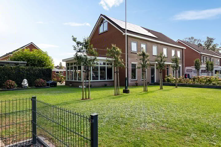 Hofakkers 1 in Oosterhesselen