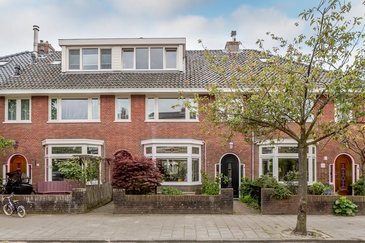 Hofdijklaan 27 in Driehuis NH