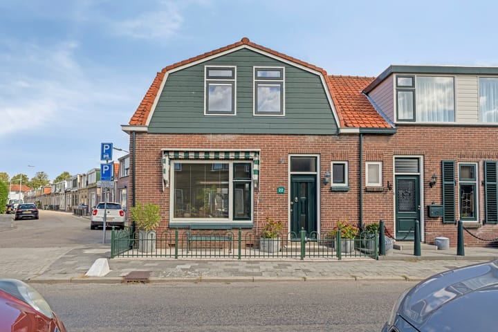 Hoflaan 22 in Middelharnis