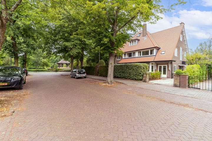 Hoflaan 36 in Wassenaar