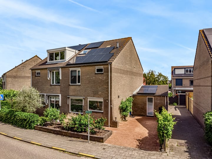 Hofsingel 109 in Maasland