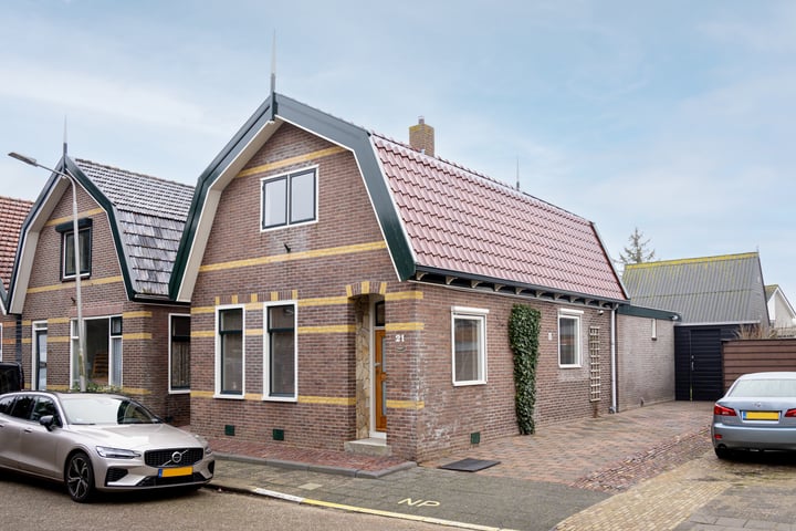 Photo of property Hofstraat 21, Den Oever