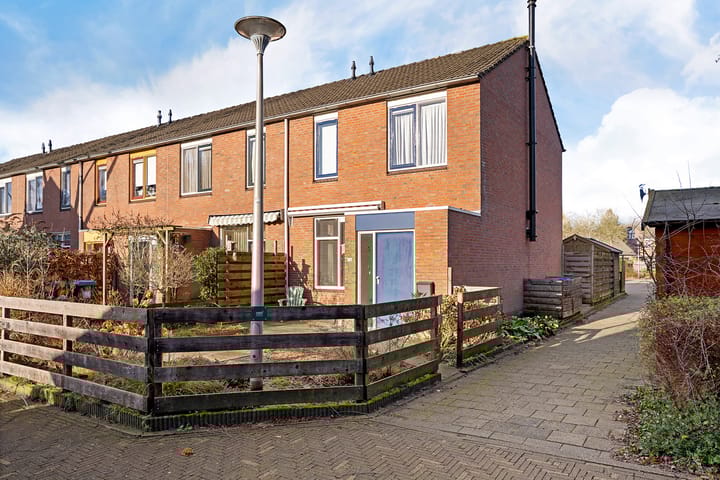 Hofstukken 105 en Assen foto