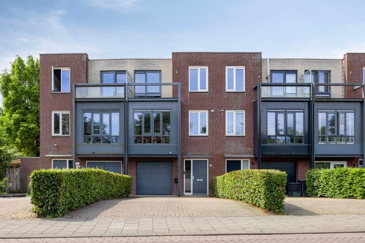 Hofvijver 69 in Oss