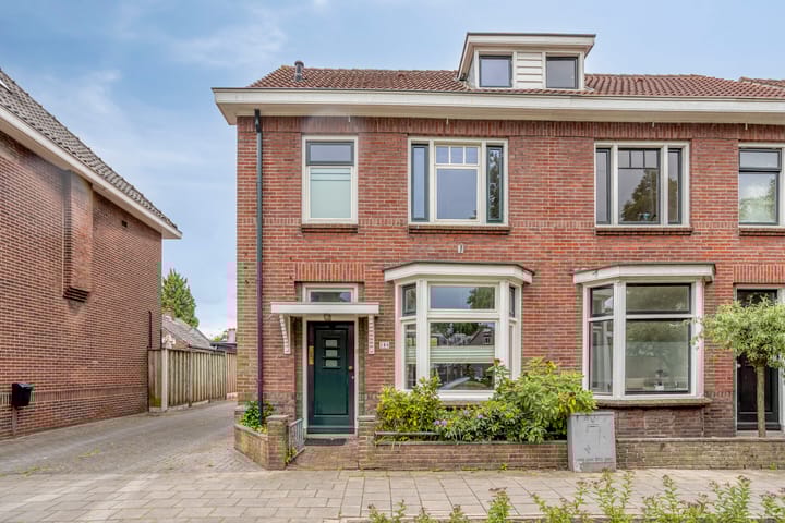 Hoge Bothofstraat 130 in Enschede photo