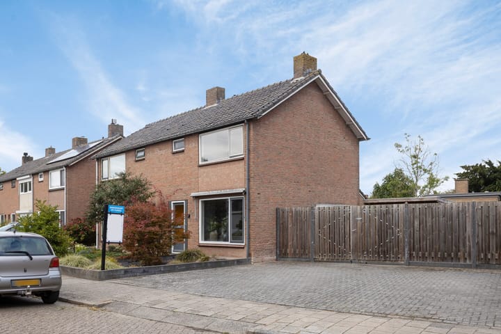 Hoge Hofstraat 8 in Dodewaard