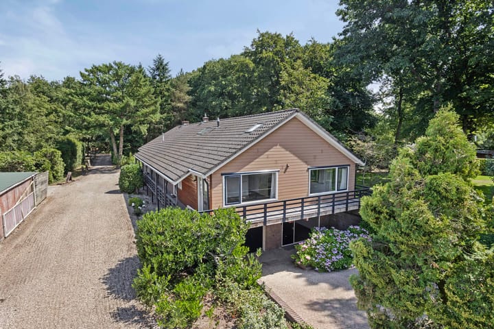 Photo of property Hoge Valksedijk 1, Ede