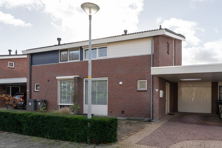 Hoge Zandsestraat 23 in Haalderen