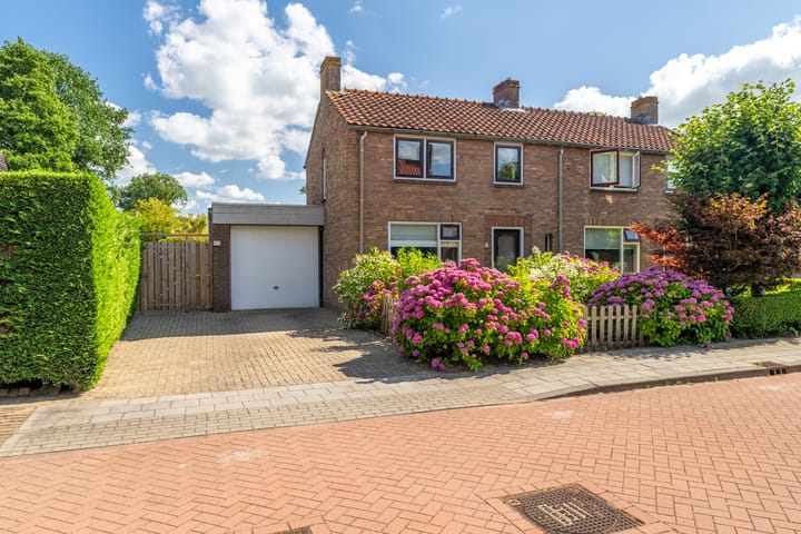 Photo of property Hogelandstraat 6, Giessen