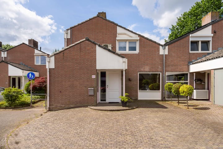 Hogerweide 63 in Weert