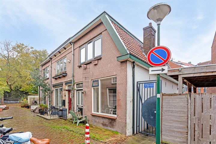 Hogewalstraat 20 in Woerden