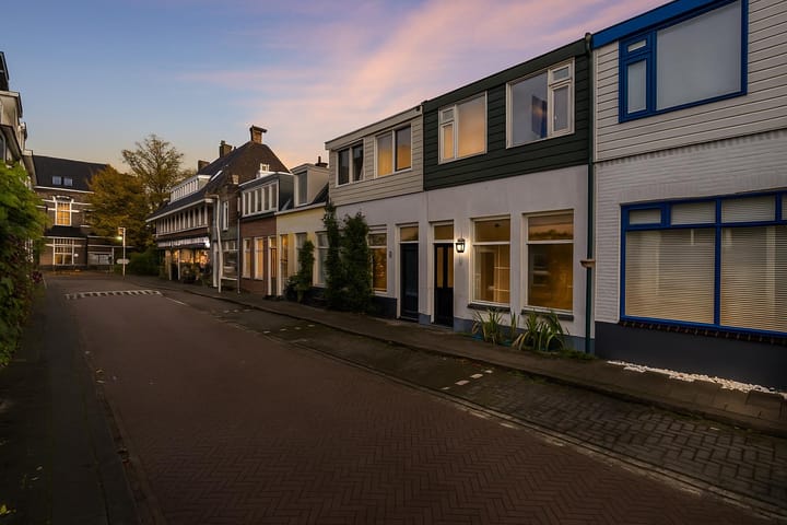 Hogeweg 14 in Bussum foto