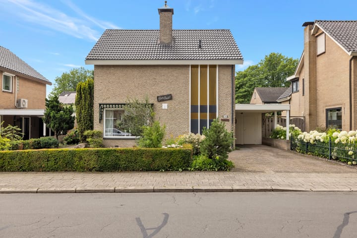 Hogeweg 58 in Losser photo