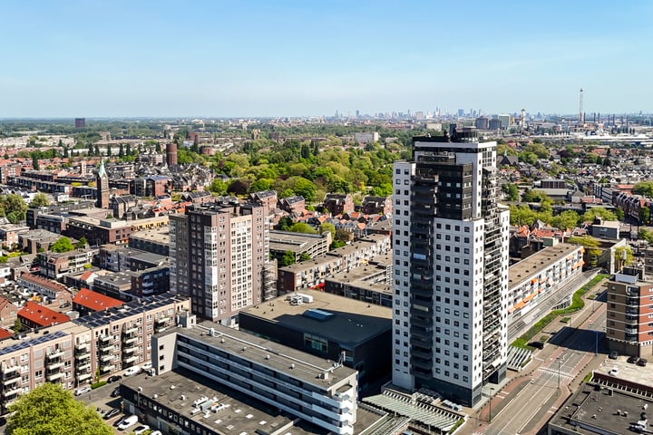 Hogewerf 76 in Vlaardingen