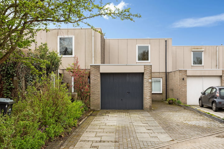 Photo of property Holenduif 28, Emmen