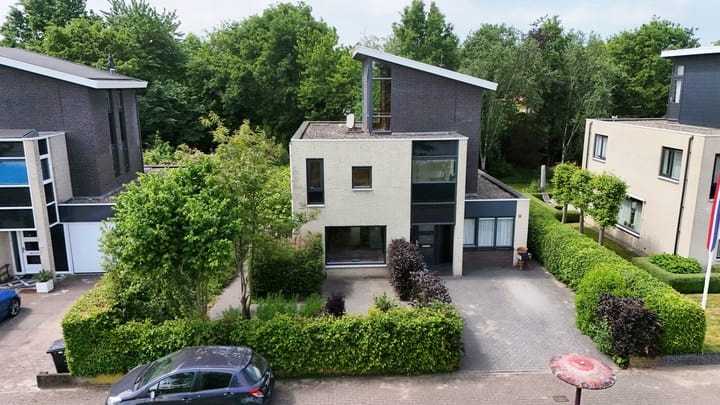 Photo of property Hollandse Hout 380, Lelystad