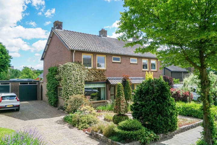 Holleweg 25 in Hooglanderveen